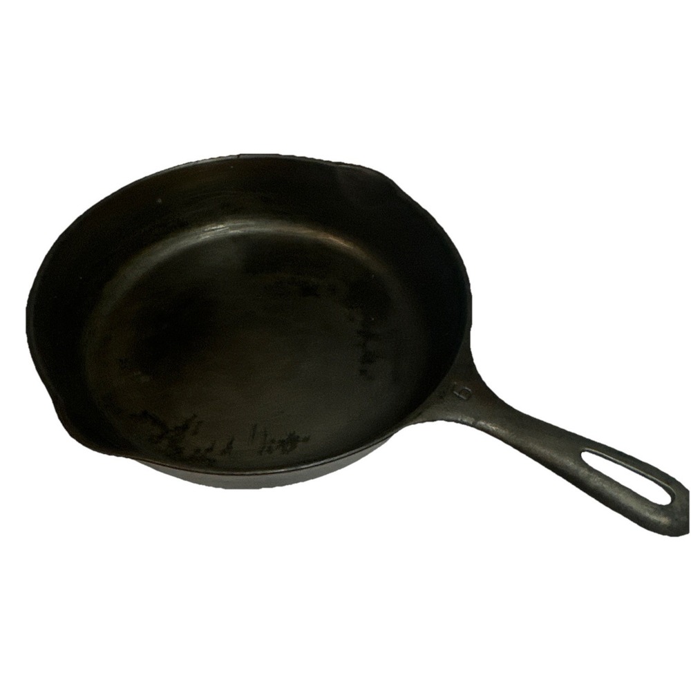 Unmarked Wagner Ware Cast Iron 9 Inch Skillet W